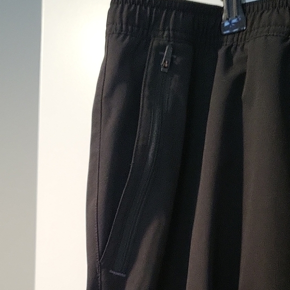 L.L. Bean Men's Black Track pants - Picture 4 of 10